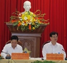 ท่านNguyen Tan DungนายกรัฐมนตรีตรวจราชการจังหวัดTien Giang